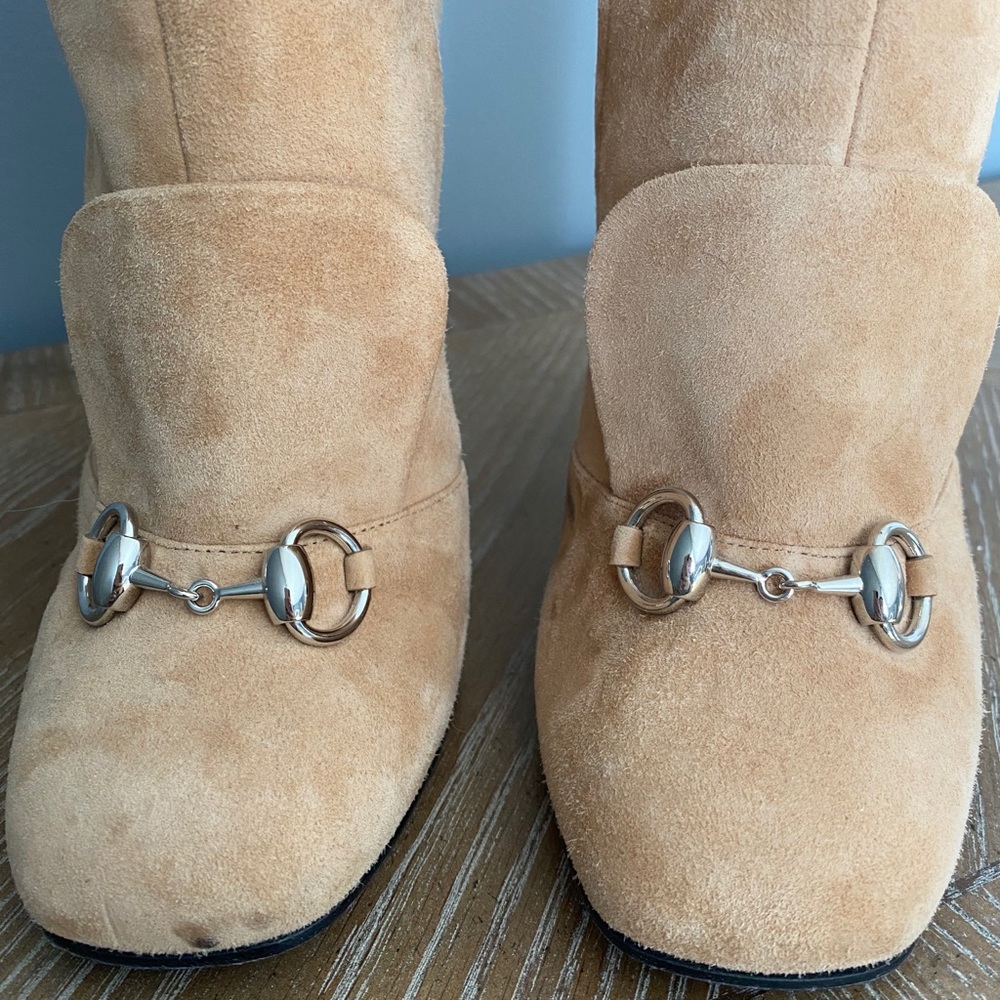 Gucci Lillian Horsebit Tall Beige Suede Boots, 41 - Picture 10 of 10